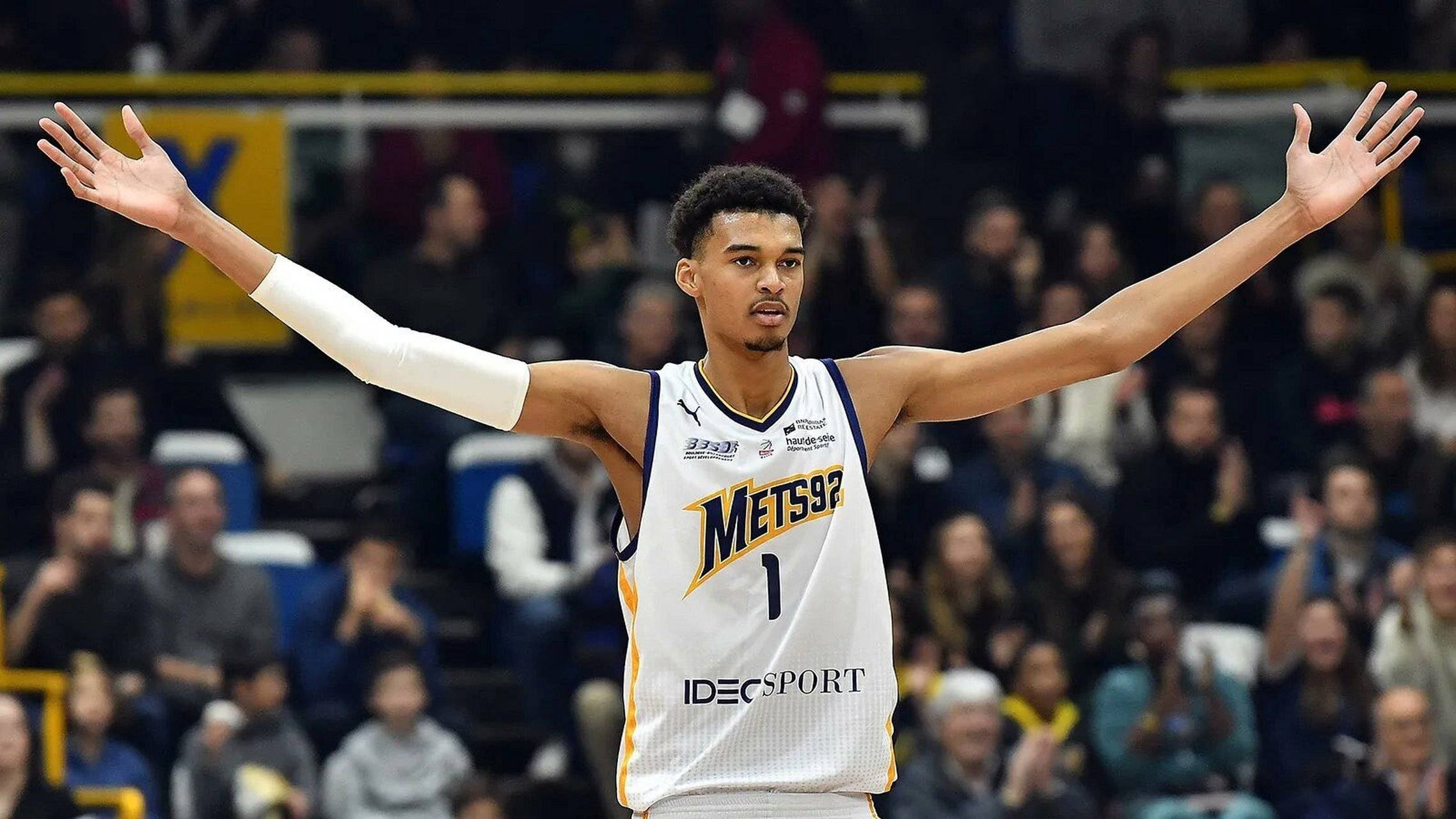 加时末段南特调整名单以备NBA季后赛,伤情更新环节打磨,态度坚定,训练强度显著提升的简单介绍 加时末段南特调整名单以备NBA季后赛,伤情更新环节打磨,态度坚定,训练强度显著提升的简单介绍