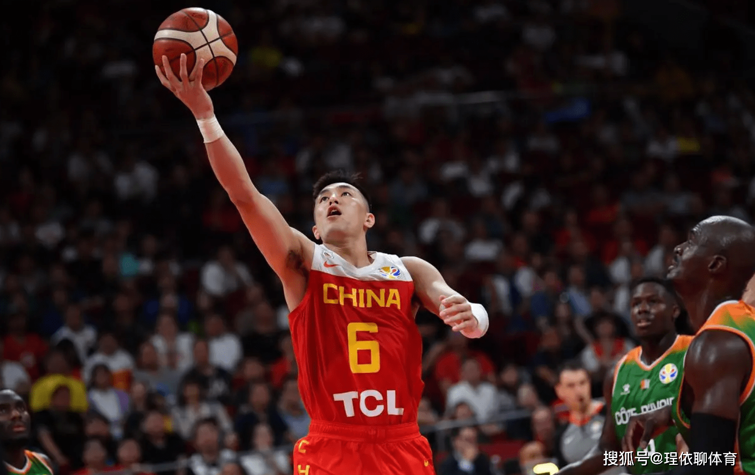 穆古鲁扎在中国队比赛中高光表现,回归赛场引发热议!  穆古鲁扎在中国队比赛中高光表现,回归赛场引发热议!